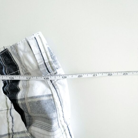 LEE Dungarees Mens Cargo Plaid Casual Flat Front Shorts Blue White Size 36 - Picture 5 of 9